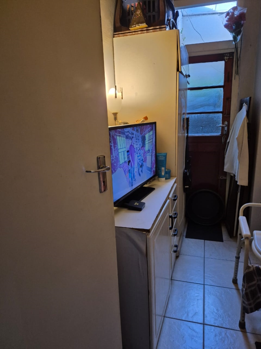 4 Bedroom Property for Sale in Woodstock Western Cape